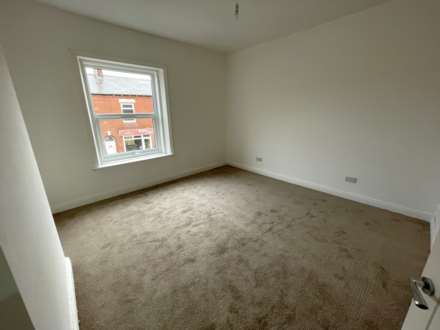 153 Coalshaw Green Road, Oldham, OL9 8JR, Image 8