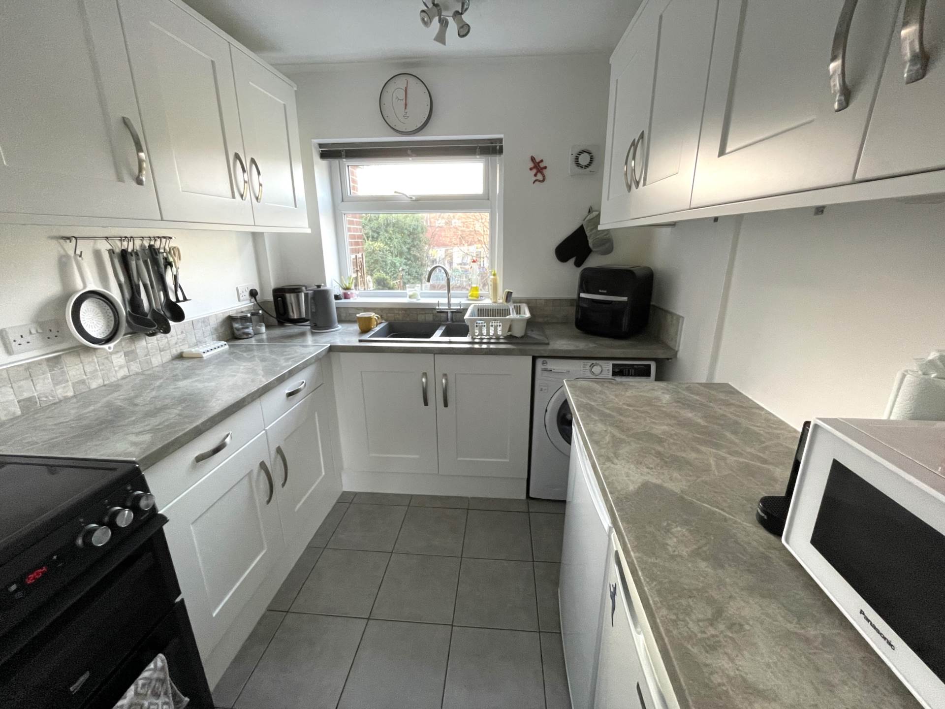 73 Partridge Way, Chadderton, Image 8