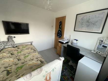 73 Partridge Way, Chadderton, Image 16