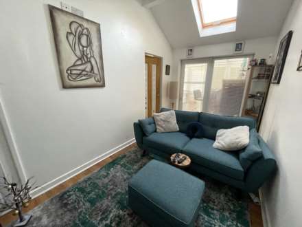 73 Partridge Way, Chadderton, Image 9