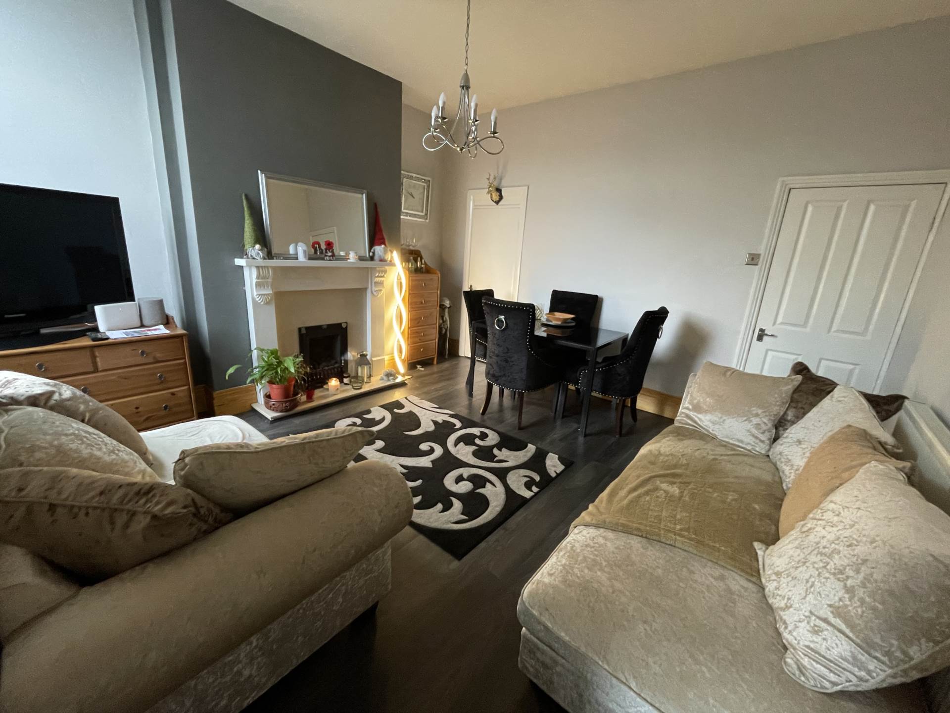 Oldham Road, Middleton, Image 7