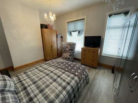 Oldham Road, Middleton, Image 10