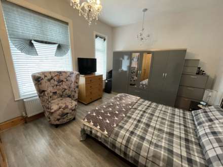 Oldham Road, Middleton, Image 11