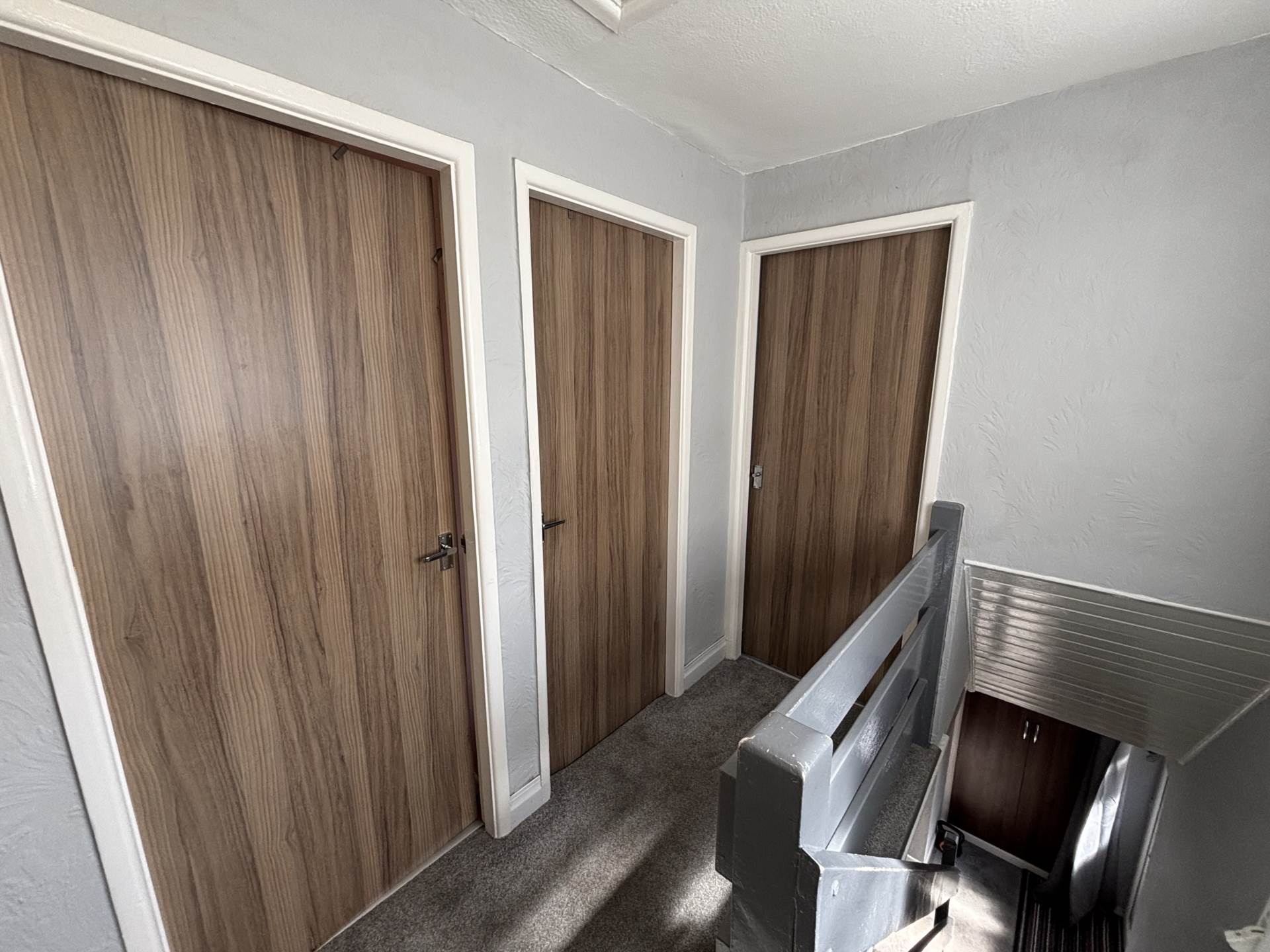 8 Dawlish Avenue, Oldham, Image 10