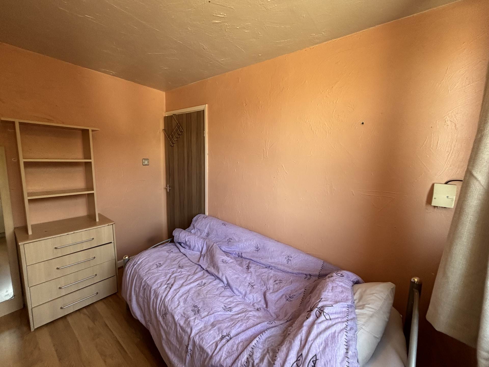 8 Dawlish Avenue, Oldham, Image 17
