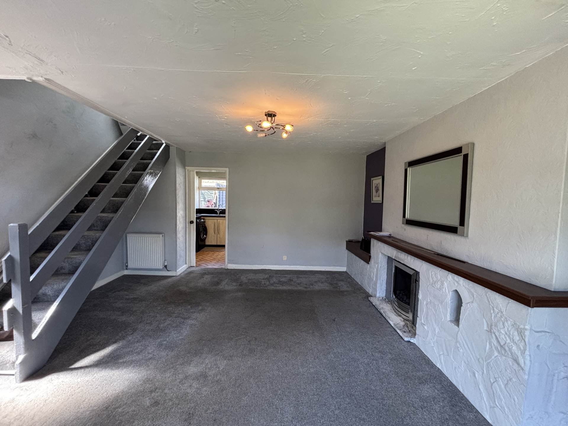 8 Dawlish Avenue, Oldham, Image 4