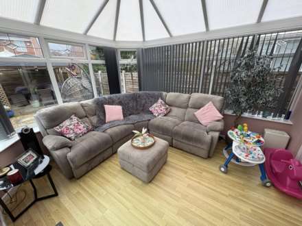 51 Cairnwell Road, Oldham, OL9 9DG, Image 8