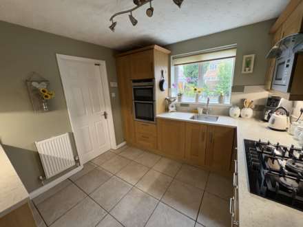 51 Cairnwell Road, Oldham, OL9 9DG, Image 9