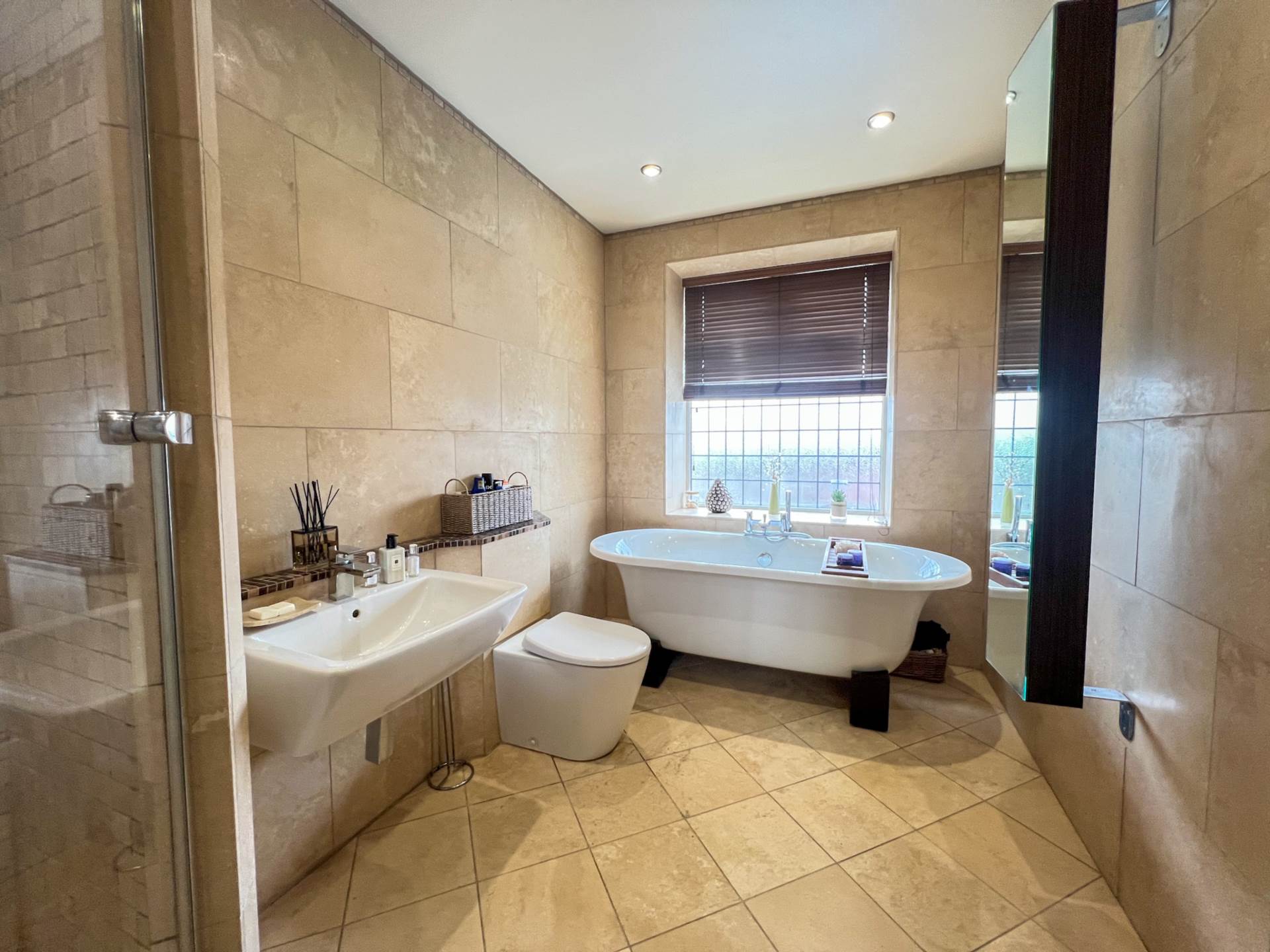 121 Chadderton Park Road, Oldham, Image 33