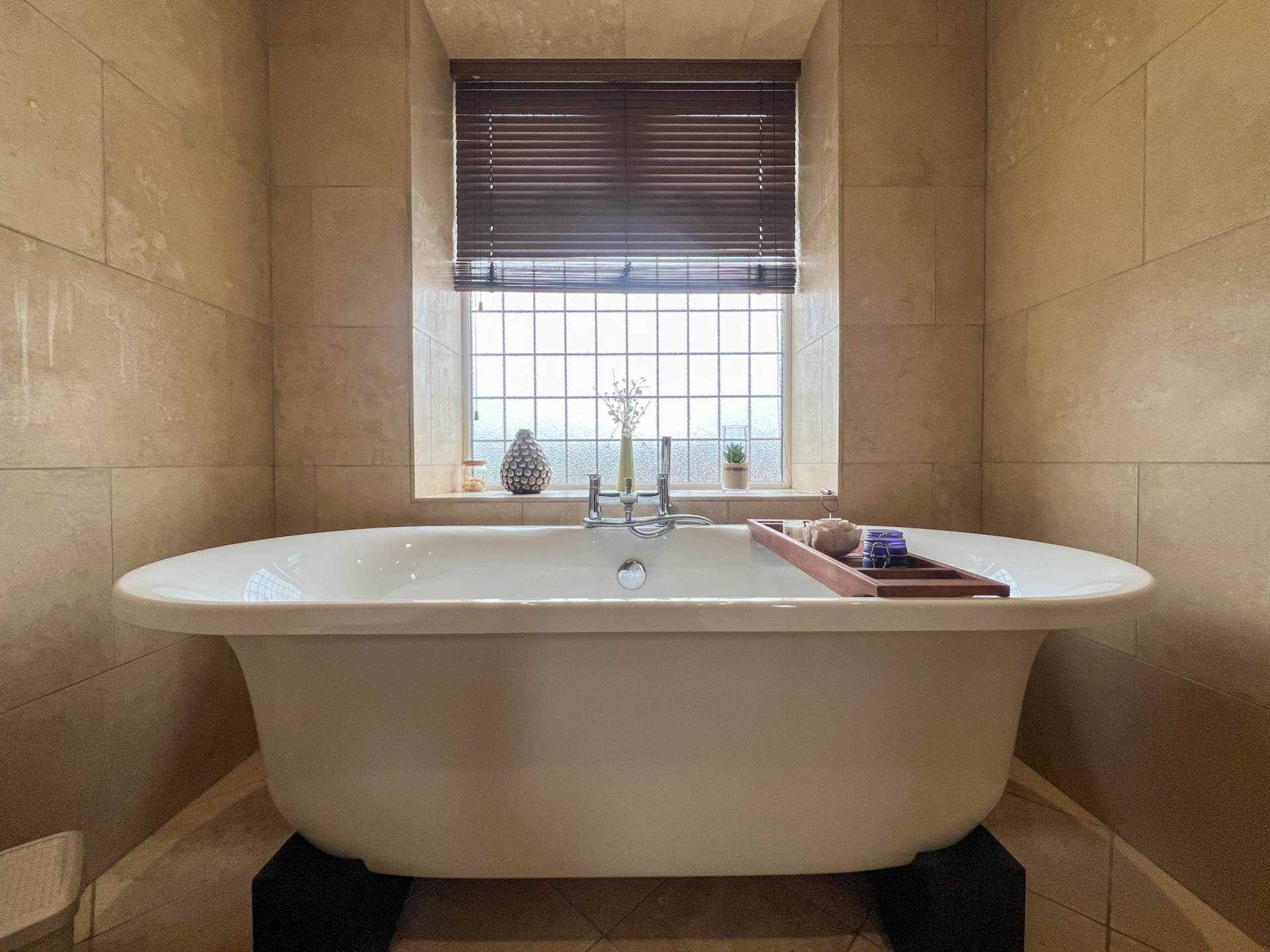 121 Chadderton Park Road, Oldham, Image 34