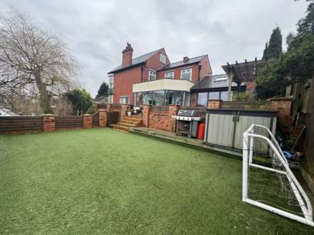 121 Chadderton Park Road, Oldham, Image 50