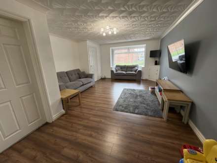 17 Cherrywood, Oldham, OL9 9TX, Image 10
