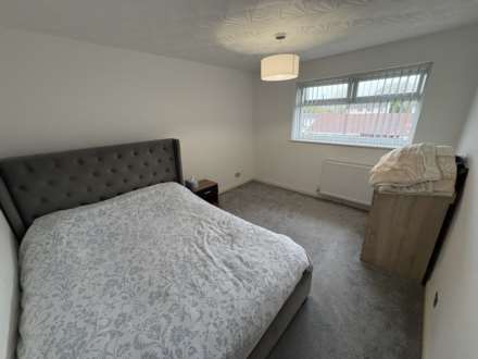 17 Cherrywood, Oldham, OL9 9TX, Image 24