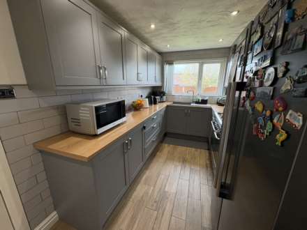 17 Cherrywood, Oldham, OL9 9TX, Image 4