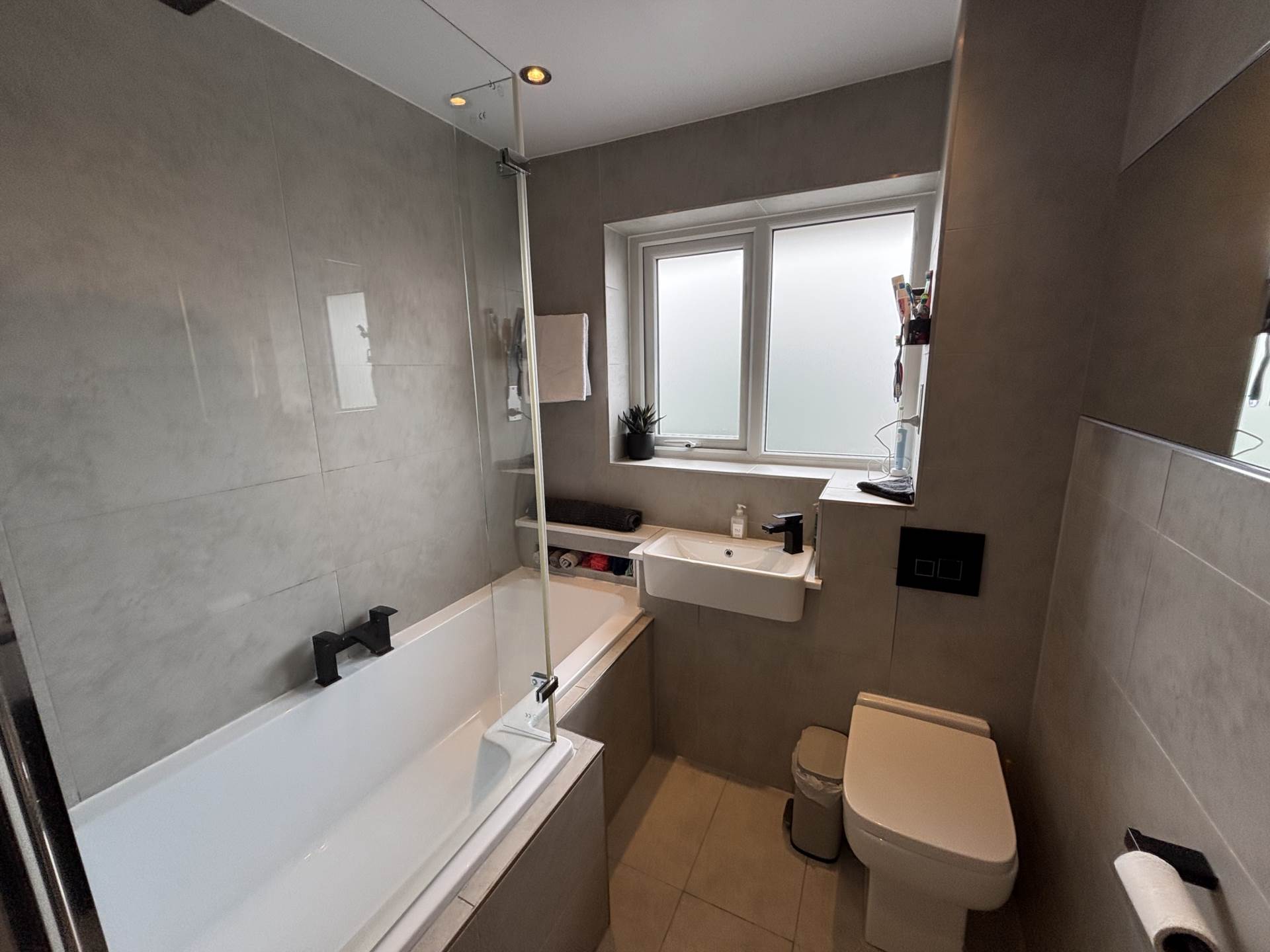 16 Redwood, Chadderton, OL9 9TG, Image 26