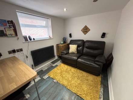 16 Redwood, Chadderton, OL9 9TG, Image 14