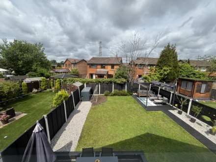 16 Redwood, Chadderton, OL9 9TG, Image 4