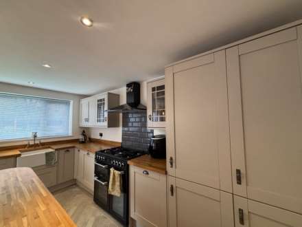 16 Redwood, Chadderton, OL9 9TG, Image 7