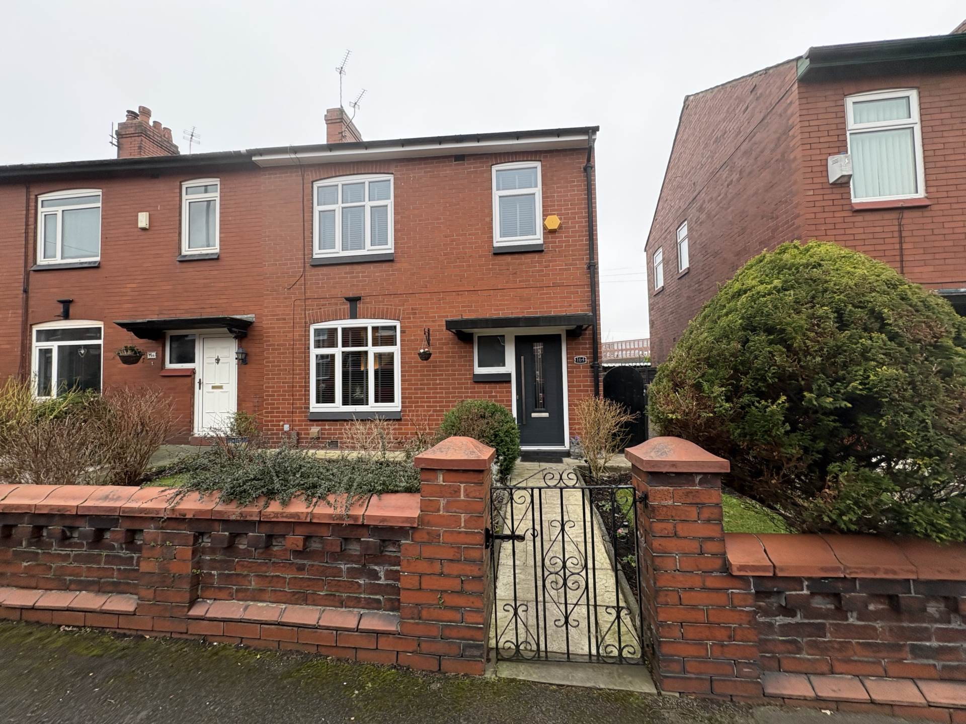 164 Denton Lane, Chadderton OL9 8PS, Image 1