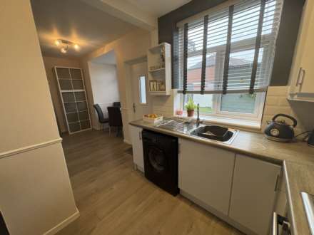 164 Denton Lane, Chadderton OL9 8PS, Image 3