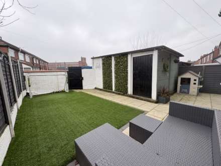 164 Denton Lane, Chadderton OL9 8PS, Image 4