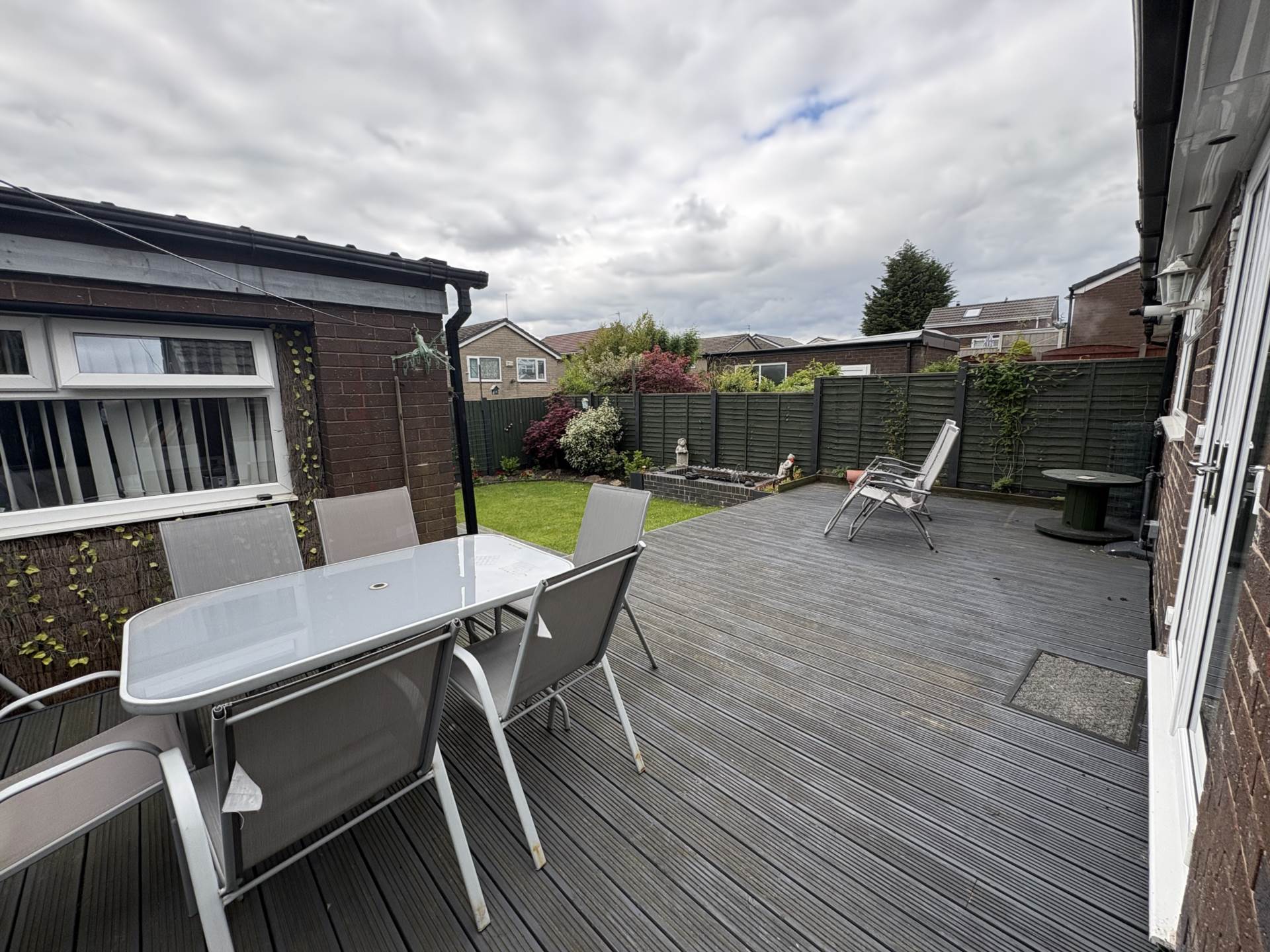 Lichfield Drive, Oldham, Image 20