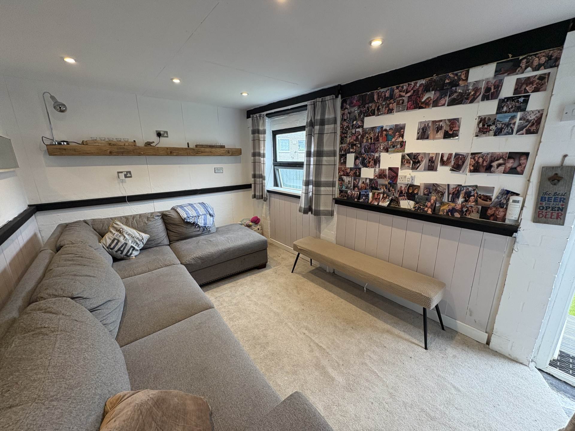 Lichfield Drive, Oldham, Image 22