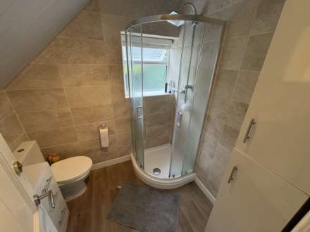 Lichfield Drive, Oldham, Image 11