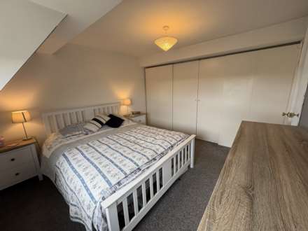 Lichfield Drive, Oldham, Image 13