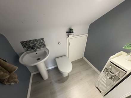 Lichfield Drive, Oldham, Image 16