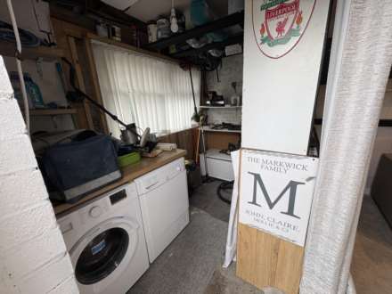 Lichfield Drive, Oldham, Image 23