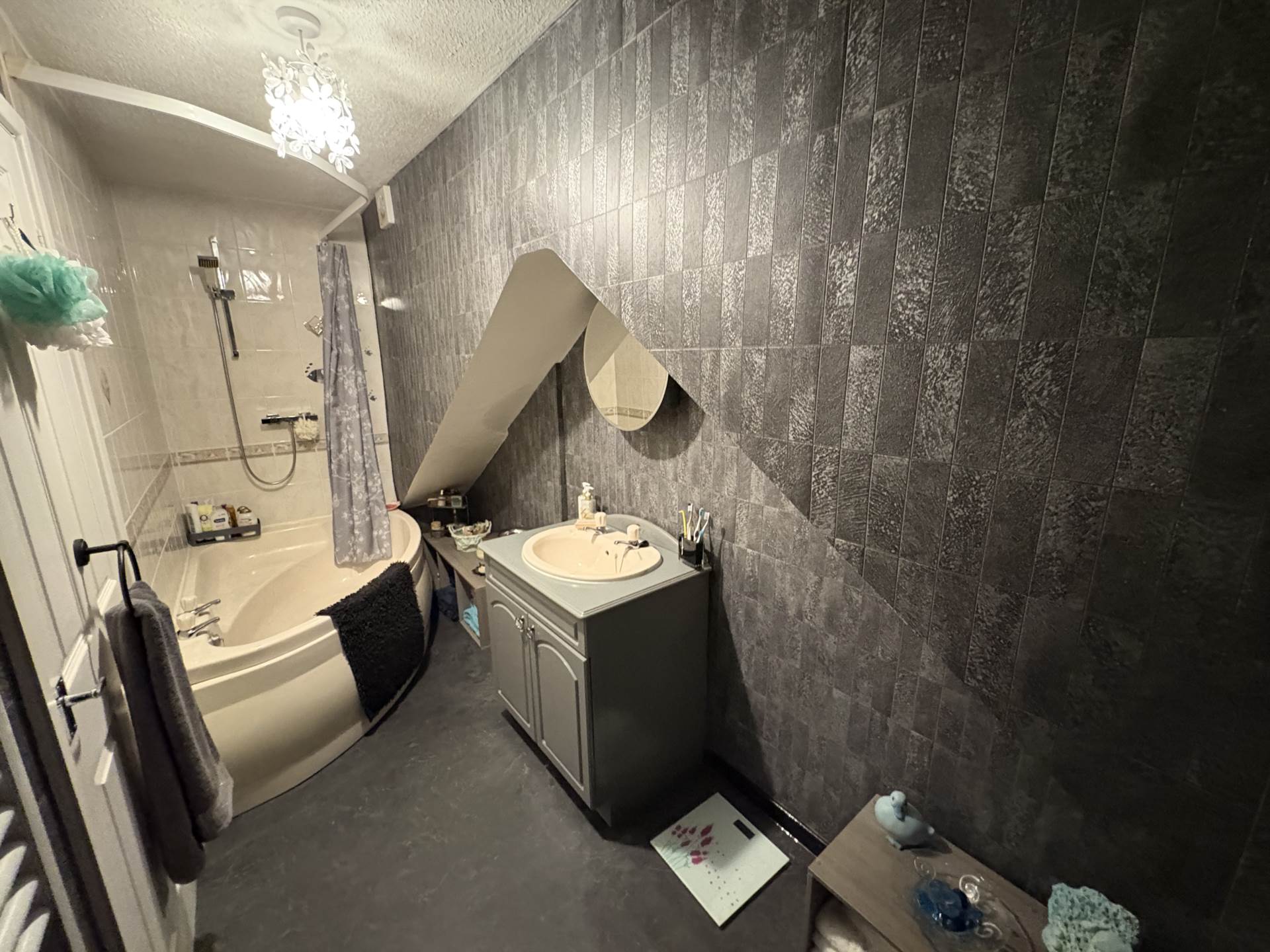 Derwent Drive, Chadderton, Image 16