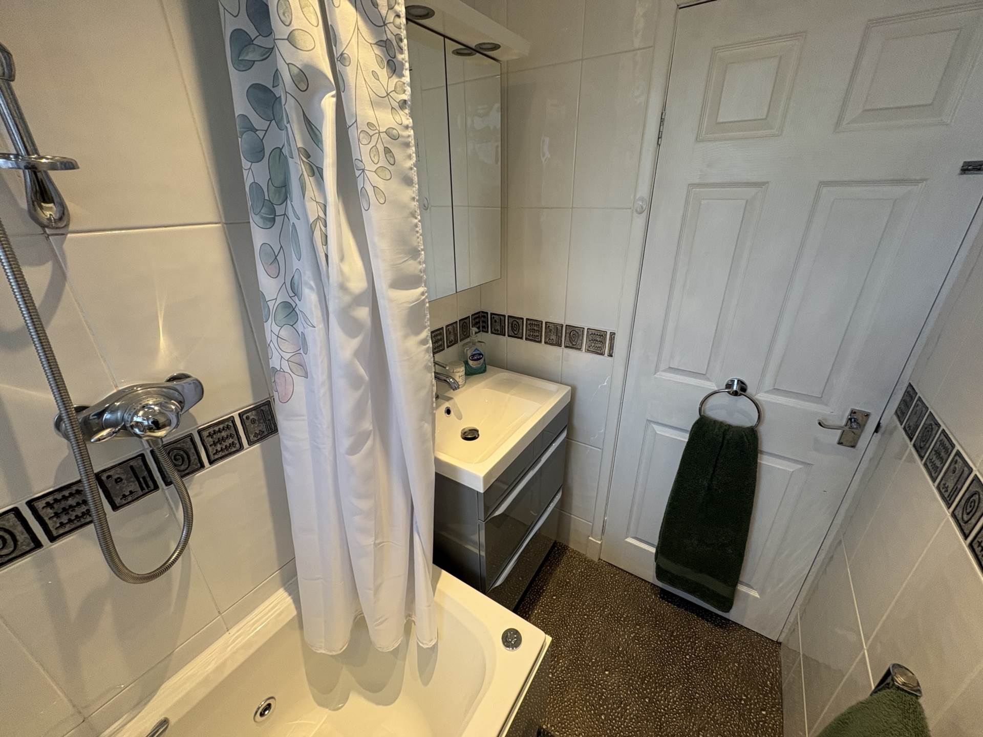 Derwent Drive, Chadderton, Image 9