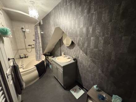 Derwent Drive, Chadderton, Image 16