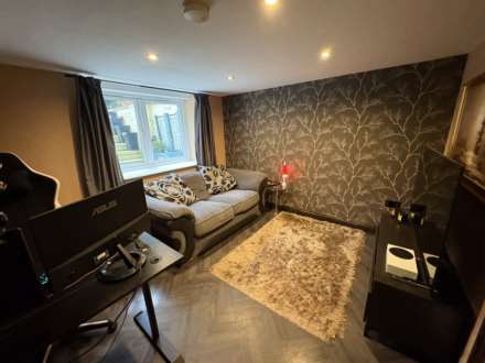 Derwent Drive, Chadderton, Image 21