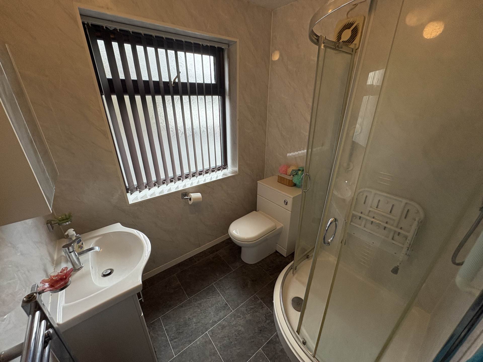 230 Broadway, Chadderton, Image 17