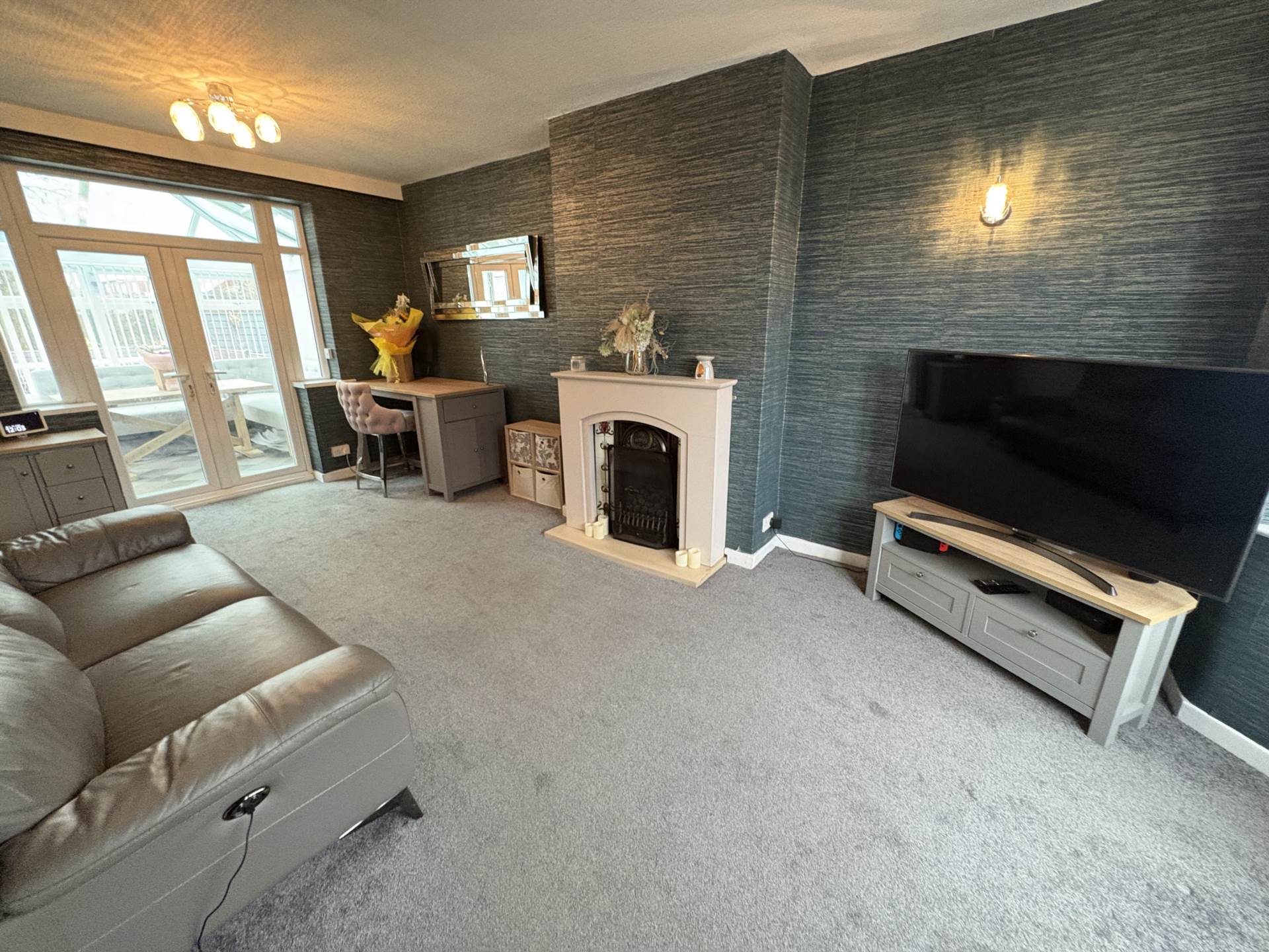 230 Broadway, Chadderton, Image 4