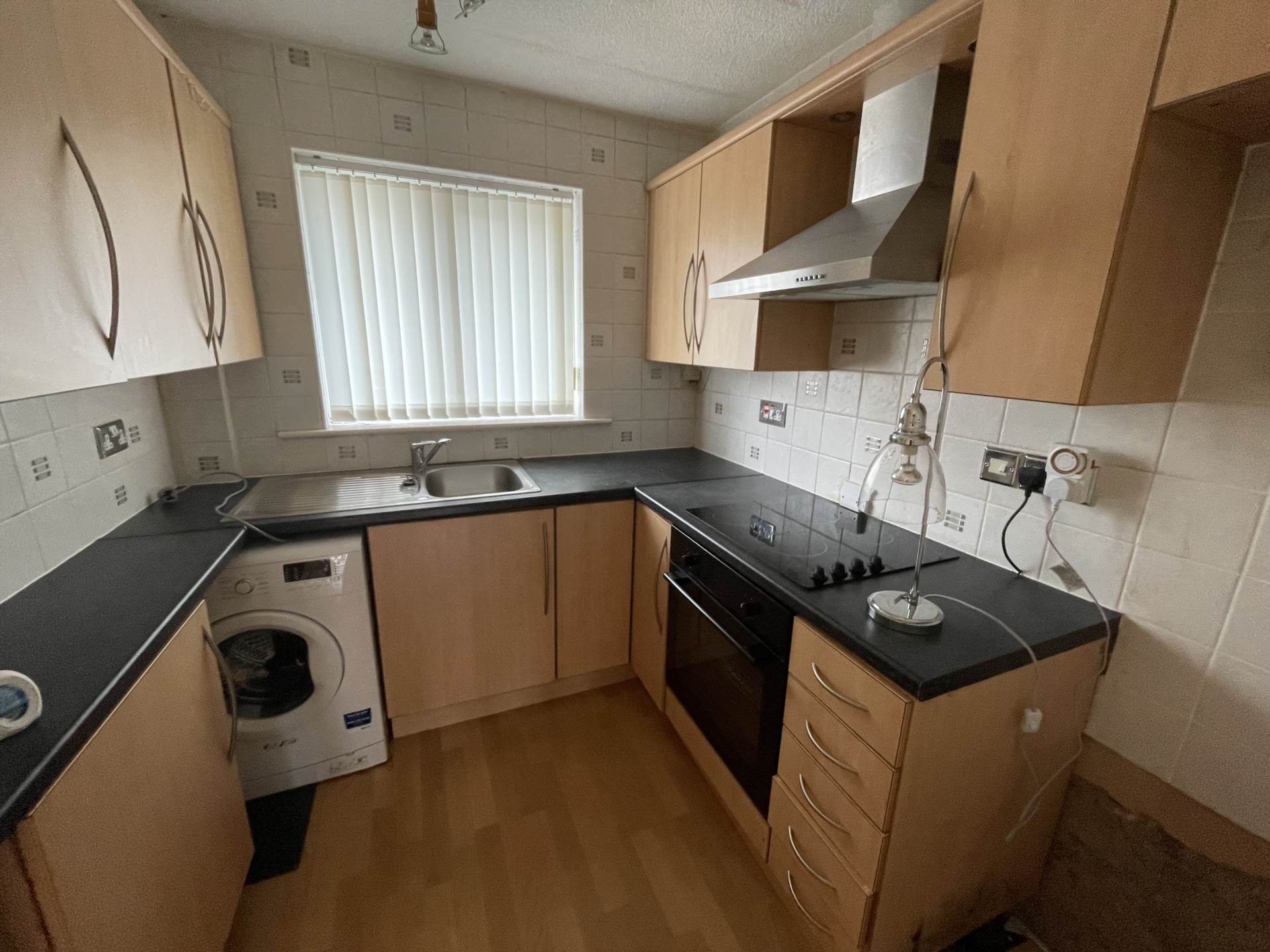 Redwood, Oldham, Image 5