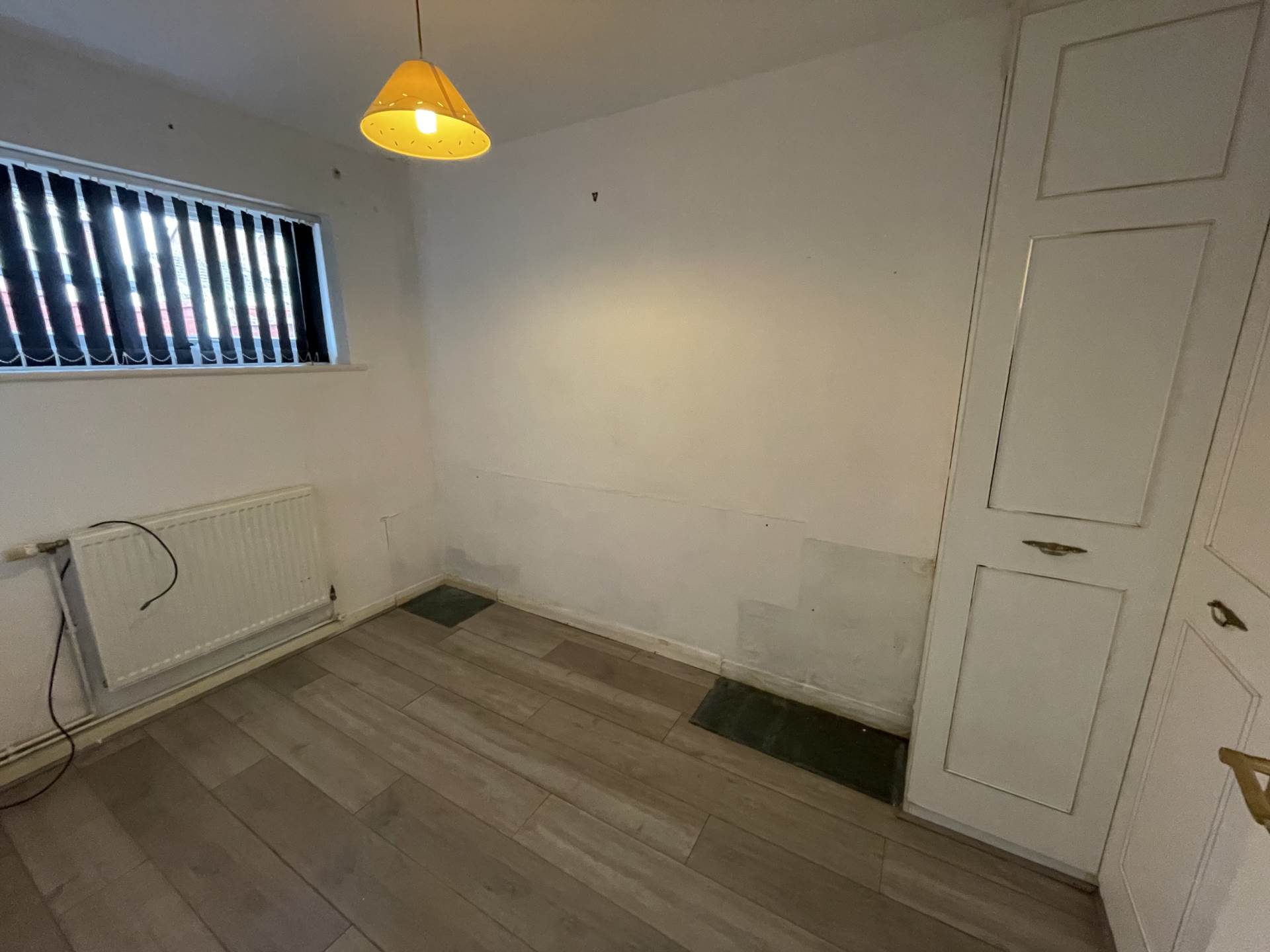 Redwood, Oldham, Image 7