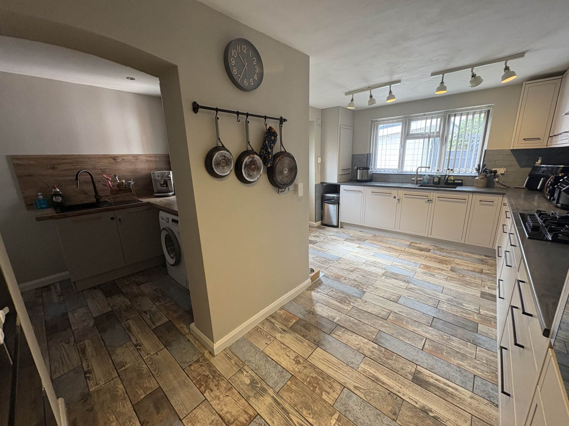 7 Mough Lane, Chadderton, Oldham, OL9 9NT, Image 17