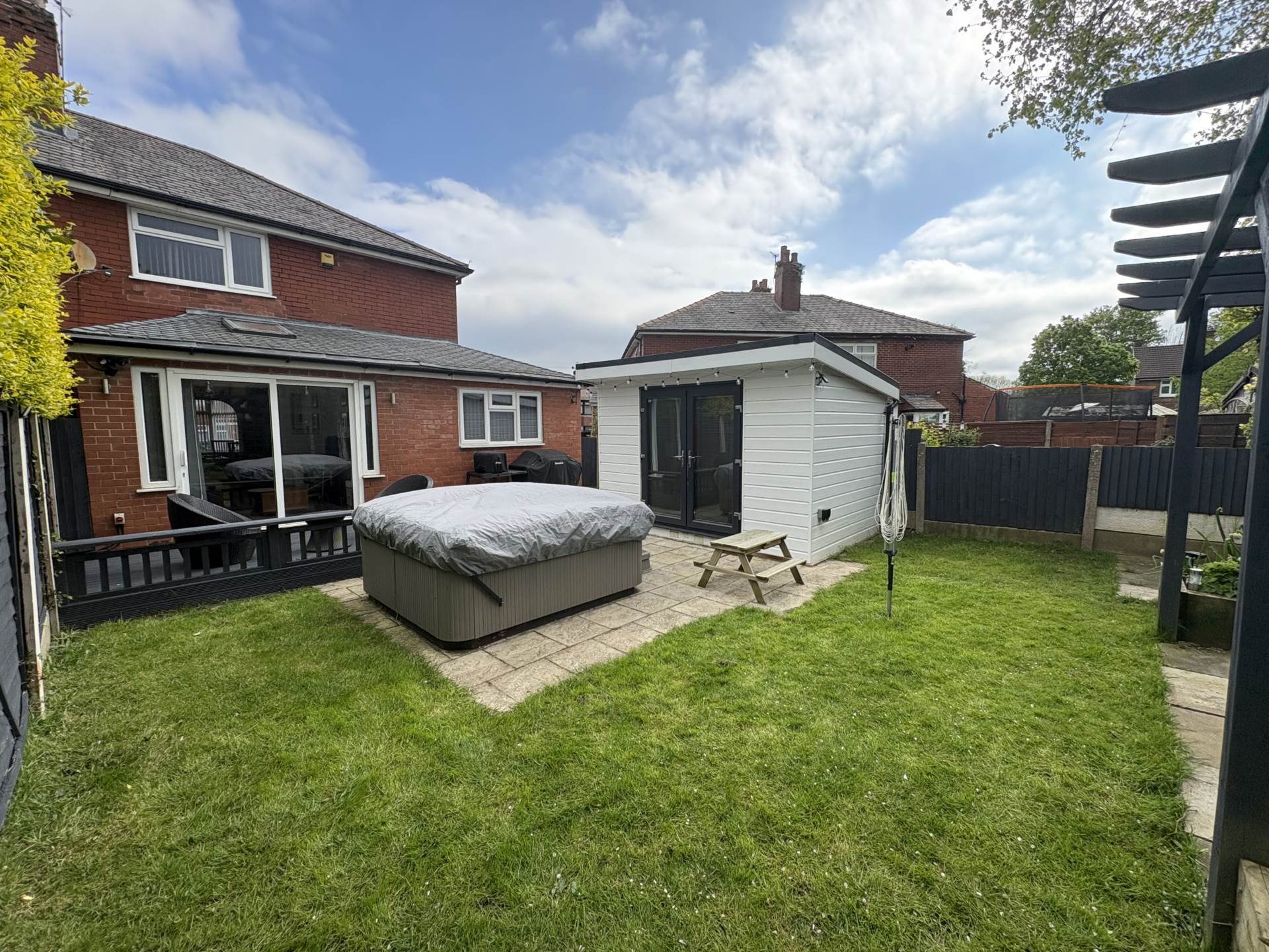 7 Mough Lane, Chadderton, Oldham, OL9 9NT, Image 2