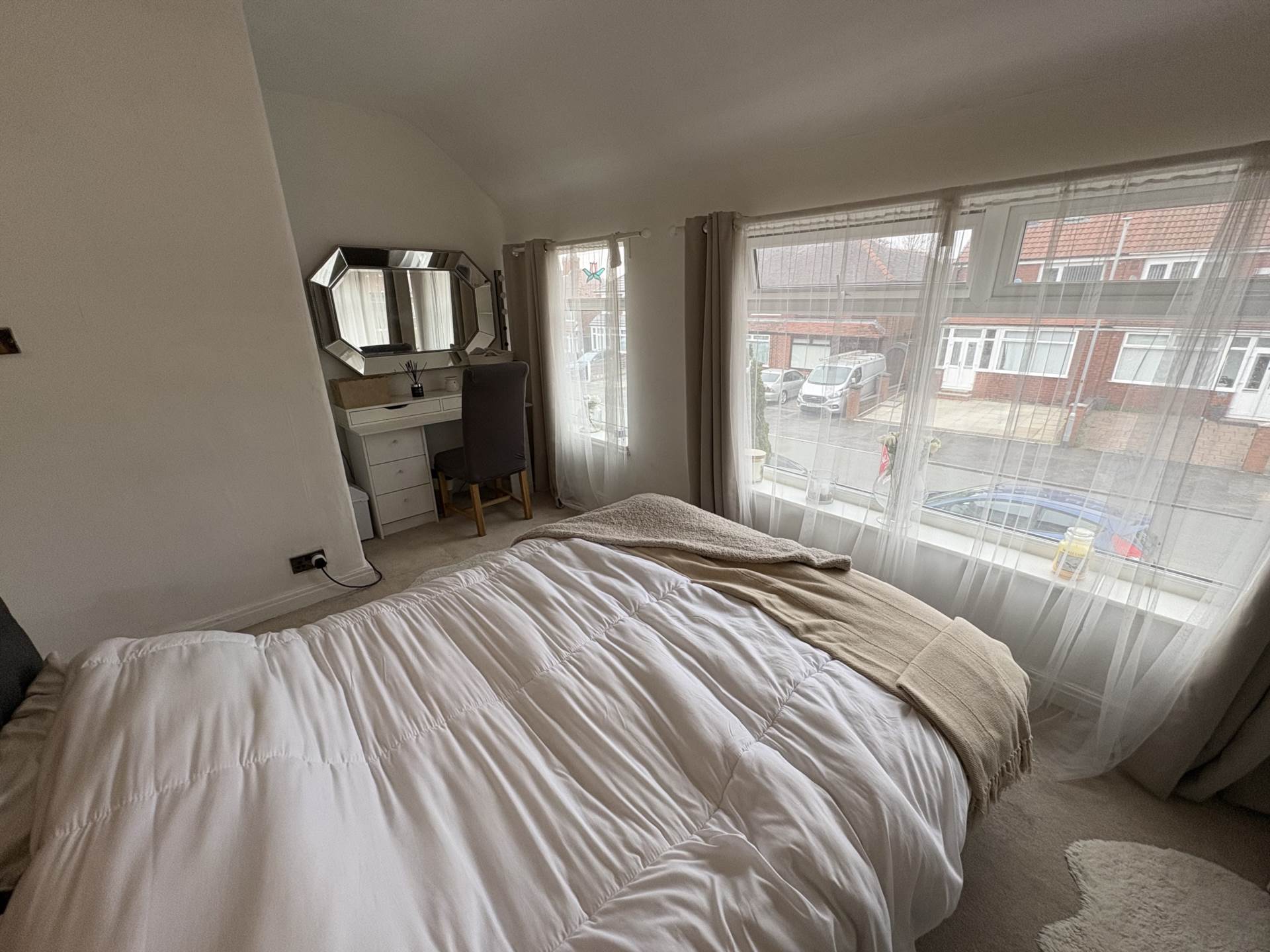 47 Kingston Avenue, Oldham, OL9 8LL, Image 10