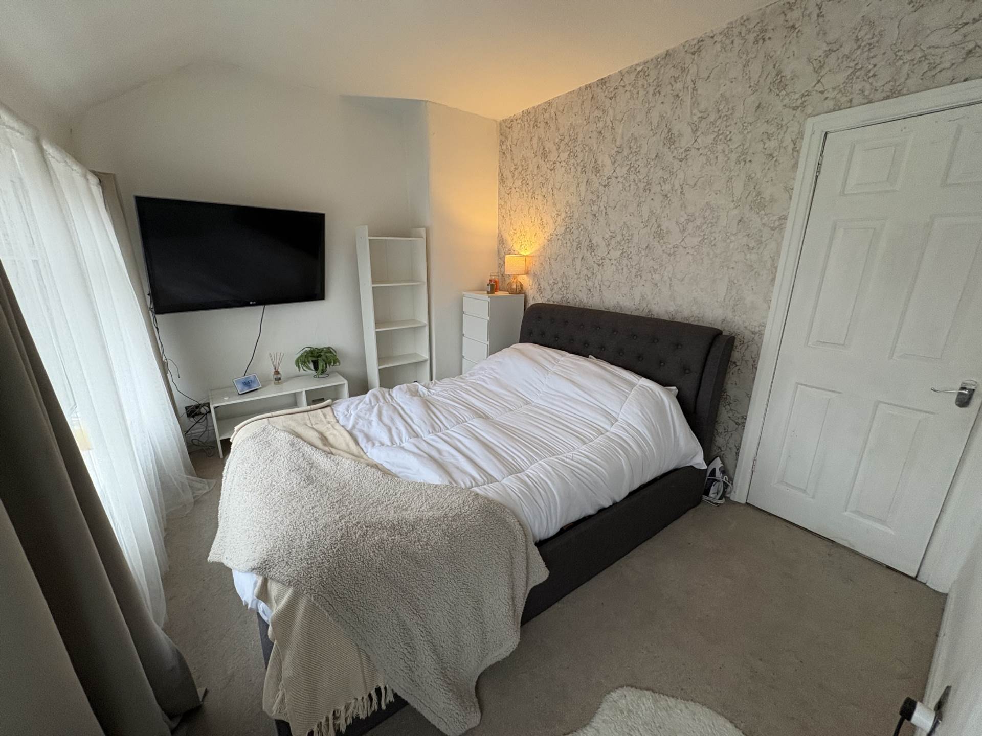 47 Kingston Avenue, Oldham, OL9 8LL, Image 11