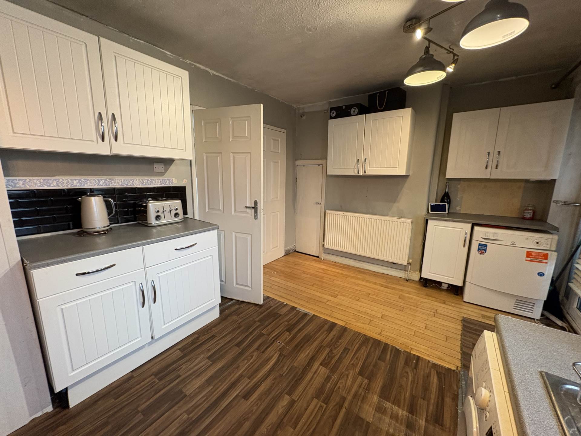 47 Kingston Avenue, Oldham, OL9 8LL, Image 7