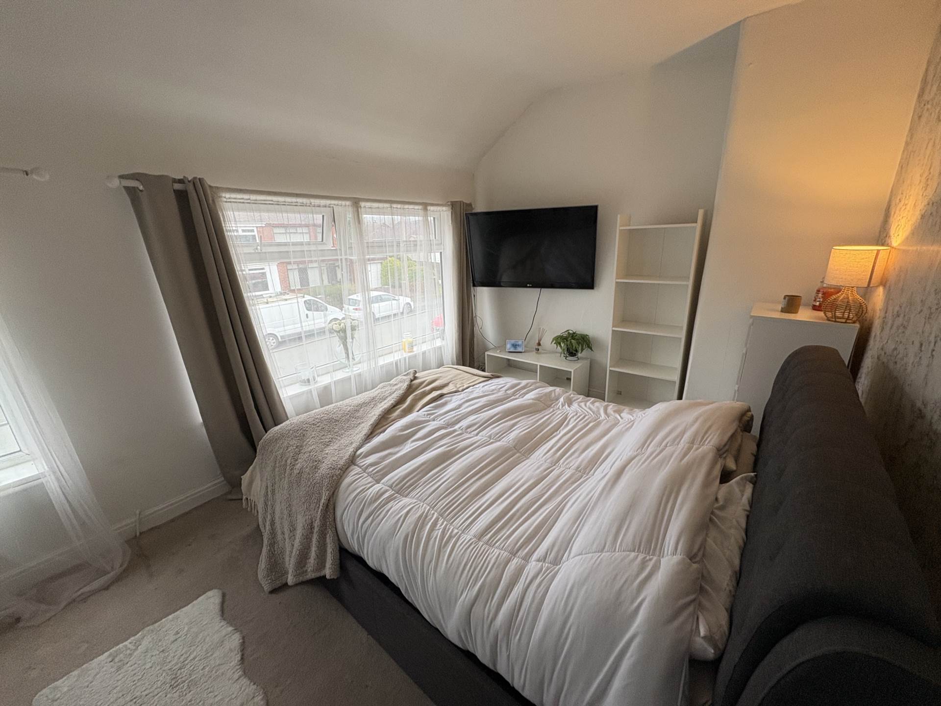 47 Kingston Avenue, Oldham, OL9 8LL, Image 9