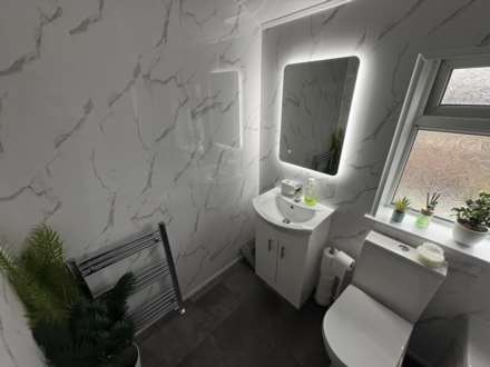 47 Kingston Avenue, Oldham, OL9 8LL, Image 14