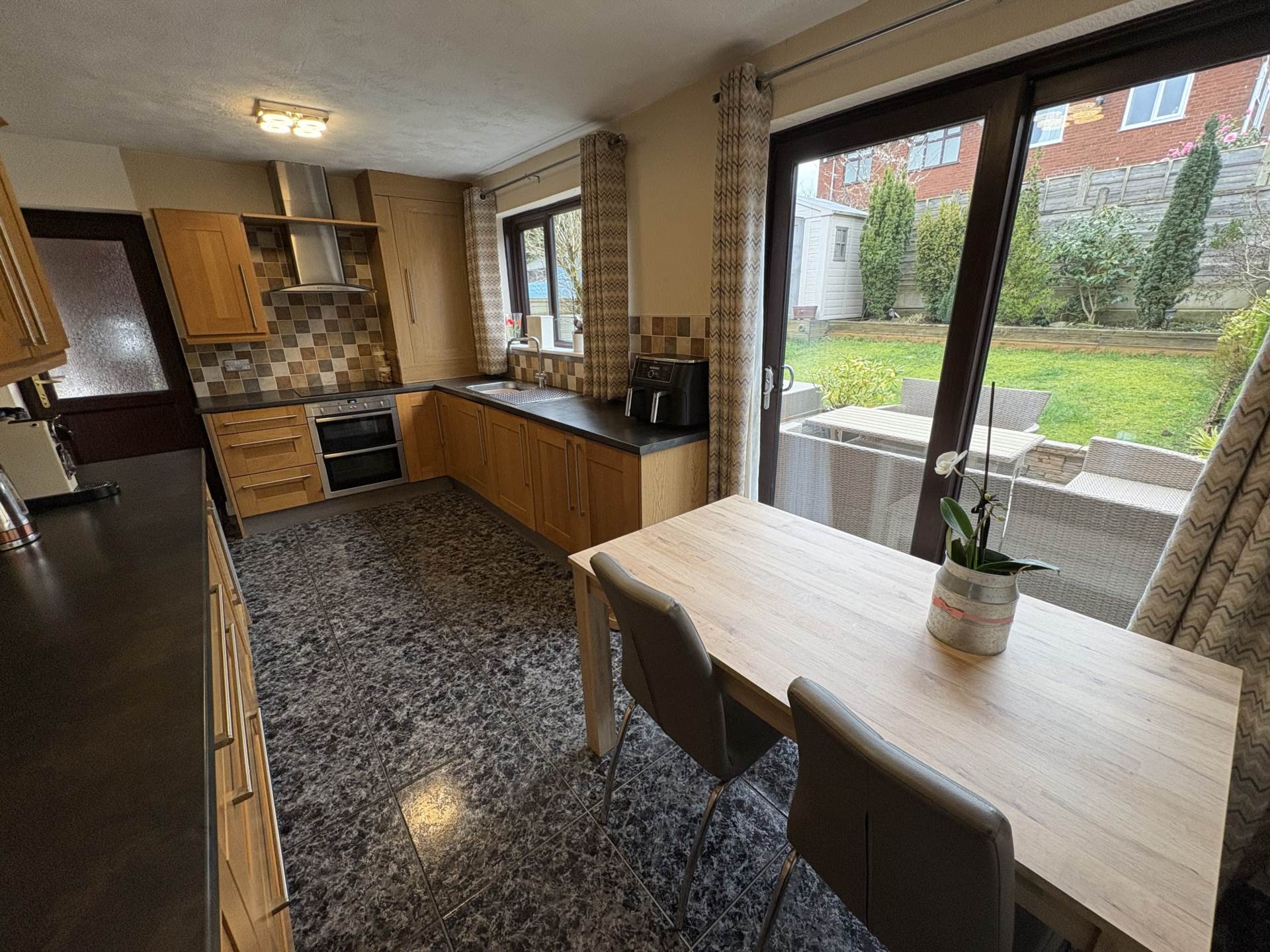 Taunton Road, Oldham, Image 9