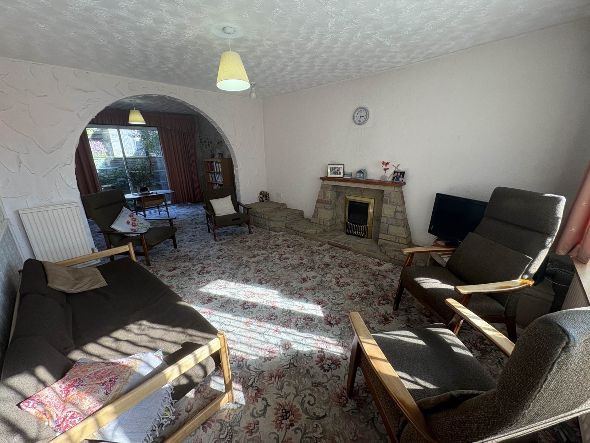 36 Amberwood, Oldham, Image 2