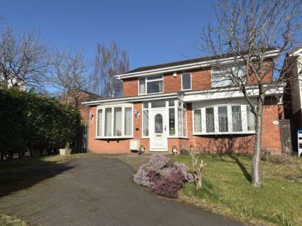 36 Amberwood, Oldham