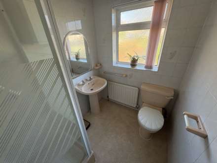 36 Amberwood, Oldham, Image 15